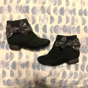 Nina - girls heeled shoes // dressy